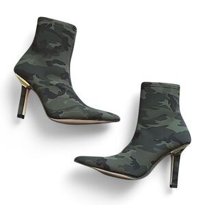 Good American Neoprene Camo Pointed Toe Boots